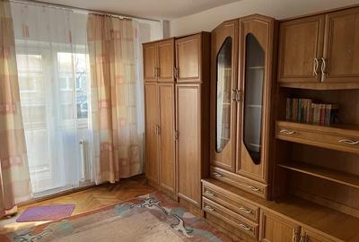 Garsonieră decomandată în Ștrand