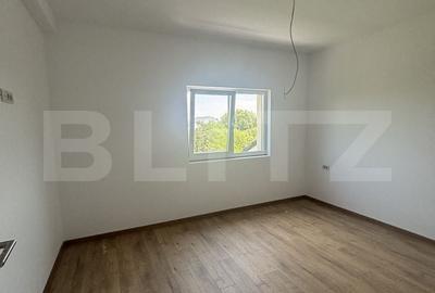 Casă cu 4 camere cu Teren 300 Mp în Ghiroda