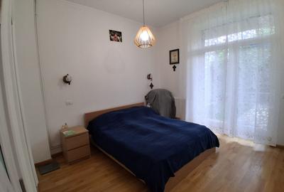 Casă individuală cu 5 camere cu Canalizare în Iancului