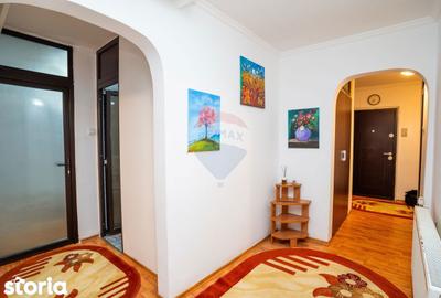 Apartament cu 4 camere în Calea București - 1
