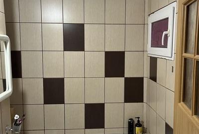 Apartament cu 3 camere decomandat în Rahova