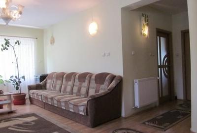 Duplex cu 5 camere cu Teren 600 Mp în Voineasa - 12