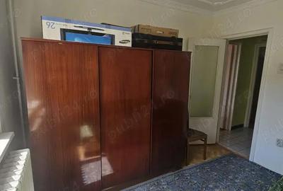 Apartament cu 3 camere semidecomandat în Viziru 1 - 3