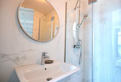 Apartament cu 3 camere semidecomandat, mobilat în Nord - 17