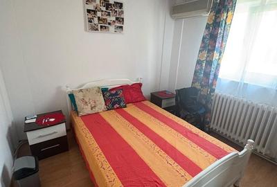Apartament cu 3 camere semidecomandat în Tătărași
