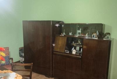 Casă cu 3 camere cu Teren 1870 Mp în Central