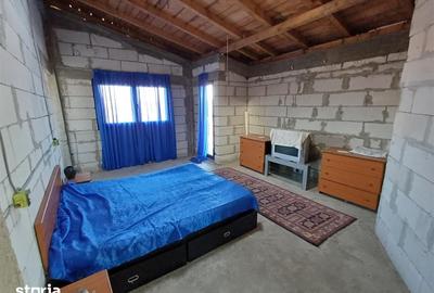 Casă cu 4 camere cu Teren 719 Mp în Frumușani