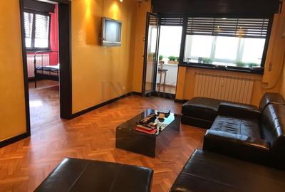 Apartament cu 2 camere semidecomandat, mobilat în 1 Mai