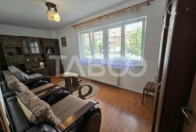 Apartament cu 3 camere decomandat, mobilat în Terezian - 10