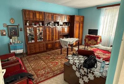 Casă cu 3 camere în Cruceni - 3