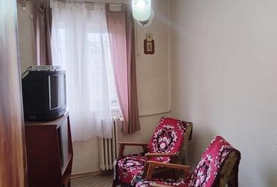 Apartament cu 3 camere decomandat în Mărășești - 4