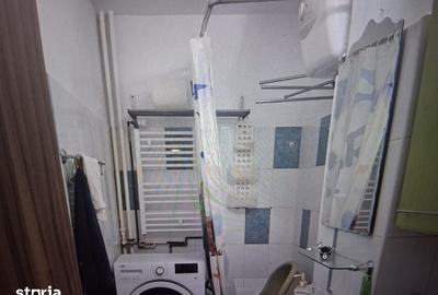 Garsonieră decomandată în Tei - 2
