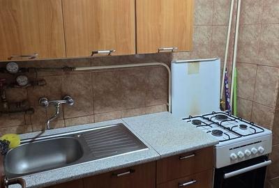 Garsonieră în Podu Roș