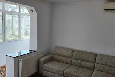 Apartament cu 3 camere decomandat în 7 Noiembrie