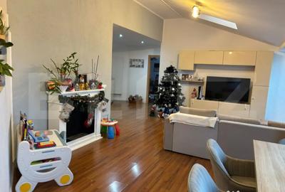 Apartament cu 3 camere decomandat în Central - 3