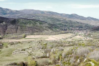 Teren de 1600 mp, în Exterior Vest