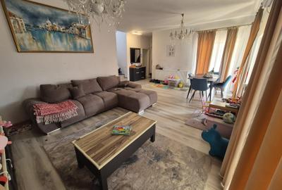 Casă cu 4 camere cu Teren 300 Mp în Domnești - 1