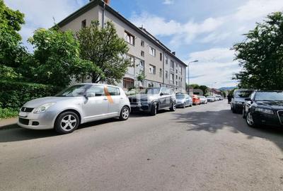 Apartament cu 2 camere decomandat, mobilat în Centrul Civic