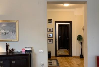 Casă cu 10 camere cu Canalizare în Sub Arini - 3