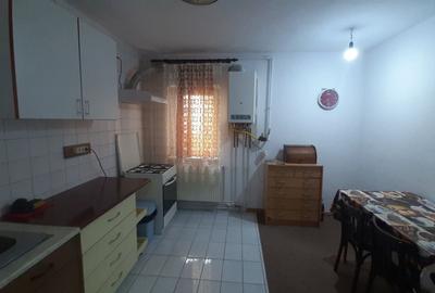 Apartament cu 2 camere decomandat în Central - 2