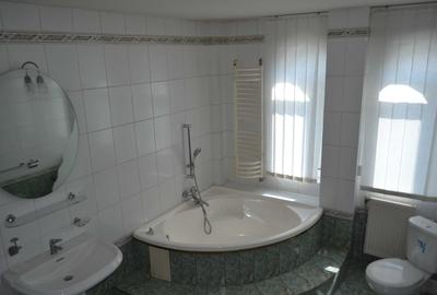 Casă cu 4 camere în Central - 7