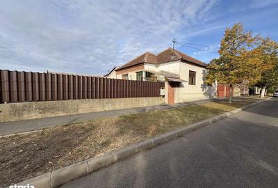 Casă cu 4 camere în Bujac