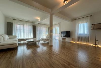 Apartament cu 5 camere semidecomandat în Zorilor