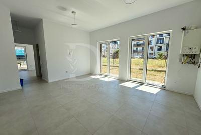 Apartament cu 2 camere semidecomandat, mobilat în Florești