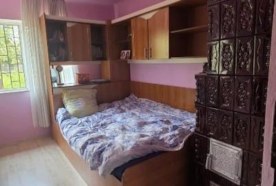 Casă cu 4 camere cu Canalizare în Radovanu - 6