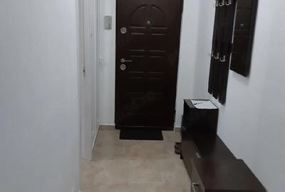 Apartament cu 2 camere decomandat în Intim