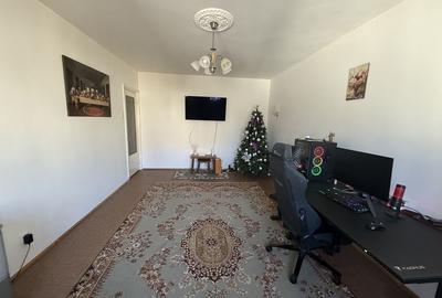Apartament cu 3 camere decomandat în Piața Centrală - 8