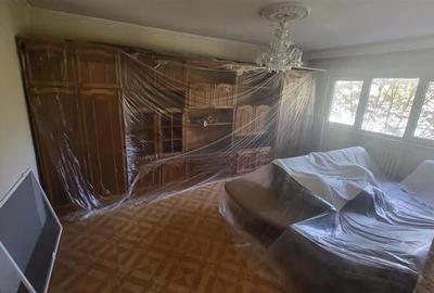 Apartament cu 3 camere decomandat în Giurgiului - 6