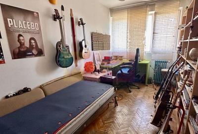 Apartament cu 3 camere semidecomandat în Mihai Bravu - 2