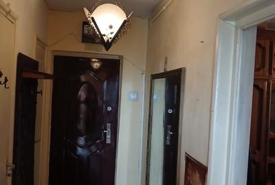 Apartament cu 2 camere semidecomandat, mobilat în Berceni - 3