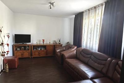 Apartament cu 2 camere semidecomandat în Central - 3