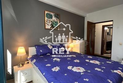 Apartament cu 3 camere semidecomandat în Turnișor