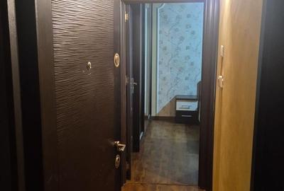 Garsonieră semidecomandată, mobilată în Rovine