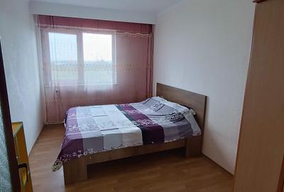 Apartament cu 3 camere decomandat în Exterior Vest - 1