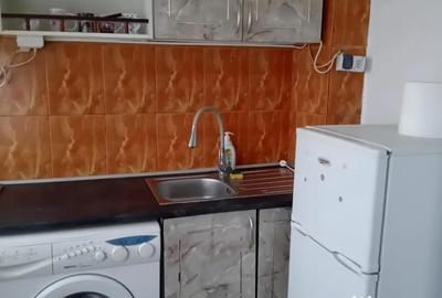 Apartament cu 3 camere decomandat în Micro 14 - 3