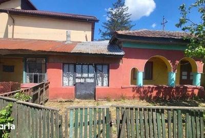 Casă cu 4 camere cu Teren 70 Mp în Băneasa - 1