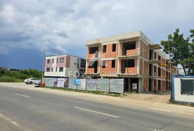 Apartament cu 2 camere semidecomandat în Tunari