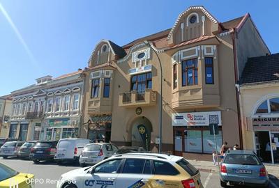 Spațiu comercial, de 210 mp, în Reghin - 1