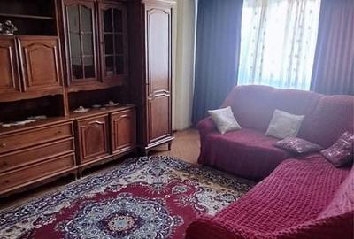 Apartament cu 3 camere decomandat în Decebal
