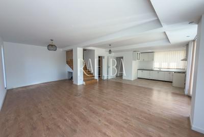 Casă individuală cu 3 camere cu Canalizare în Central - 8