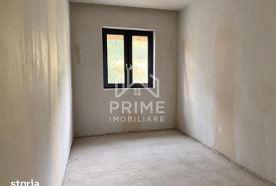 Casă cu 4 camere cu Teren 500 Mp în Cetate - 2