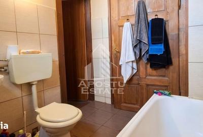 Apartament cu 3 camere semidecomandat în Central - 11