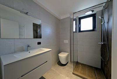 Casă cu 6 camere cu Canalizare în Otopeni - 3