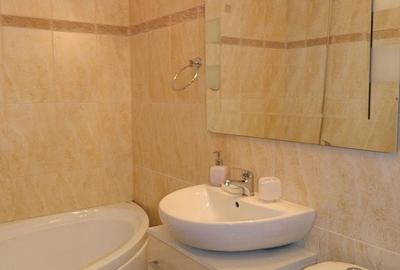 Apartament cu 3 camere decomandat în Piața Unirii - 6