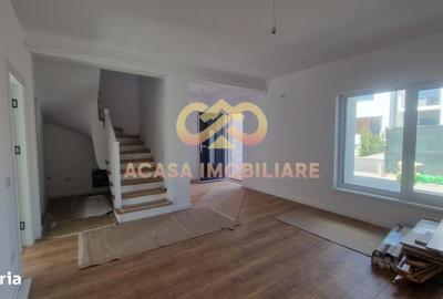 Casă cu 4 camere decomandat cu Teren 100 Mp în Rediu