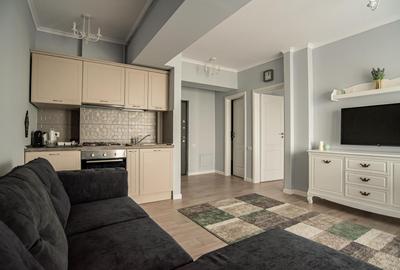 Apartament cu 2 camere decomandat, mobilat în Mamaia